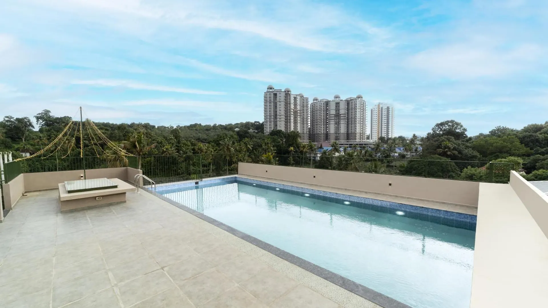 The Zenith - Premium Pool Villa Kochi