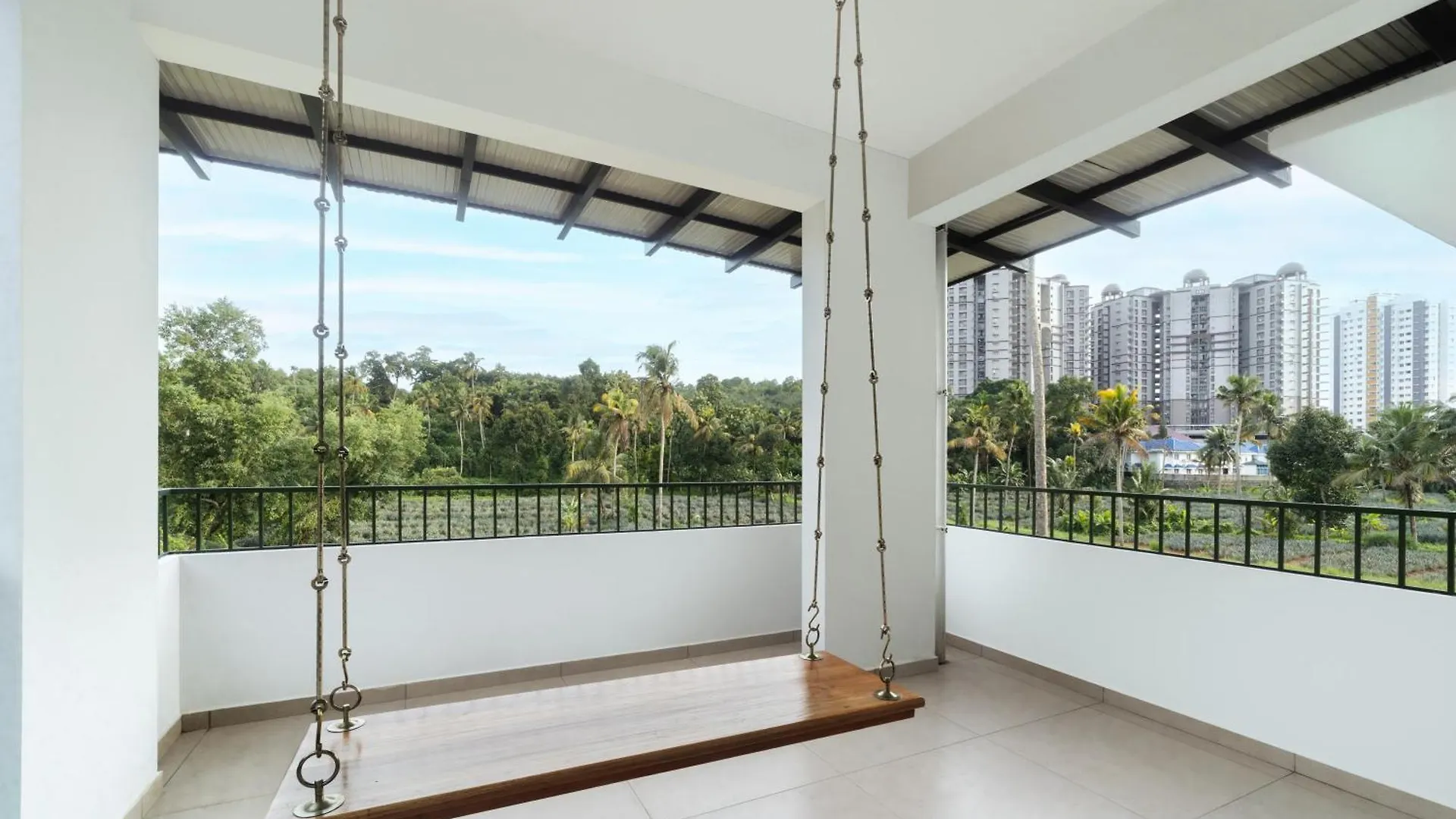 The Zenith - Premium Pool Villa Kochi