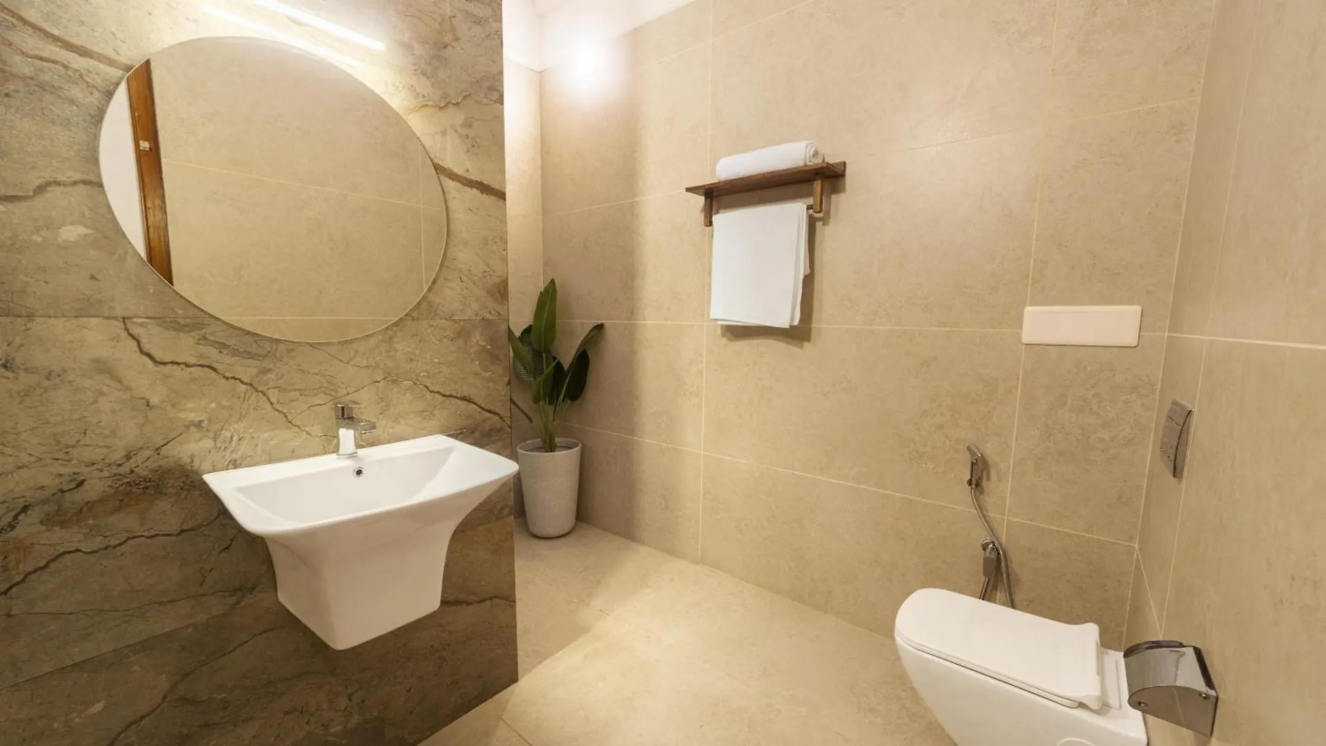 The Zenith - Premium Pool Villa Kochi